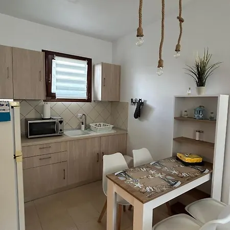 Budu Luxury * Ierissós