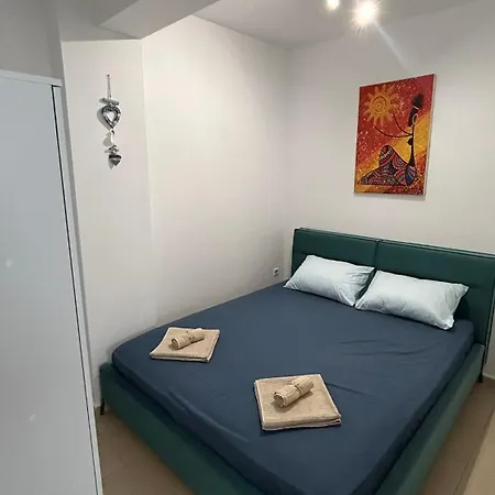Budu Luxury Apartment Ierissós