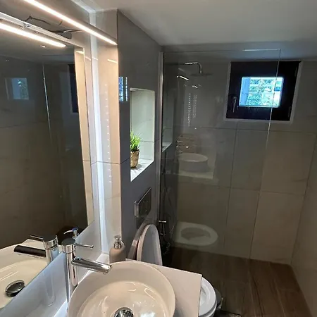 Budu Luxury Apartment Ierissós